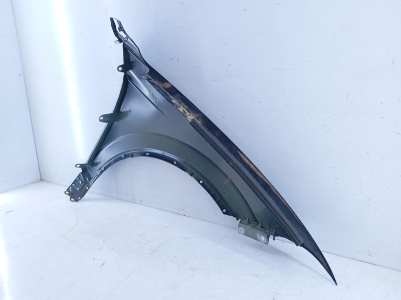 Recambio de aleta delantera izquierda para volkswagen touareg r-line 4 motion referencia OEM IAM   