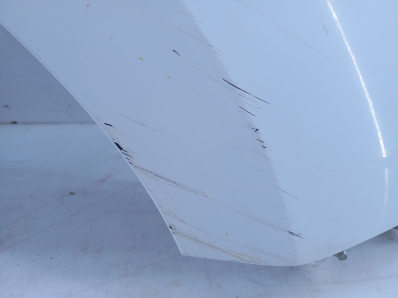 Recambio de aleta delantera derecha para renault kangoo dynamique acción especial referencia OEM IAM   