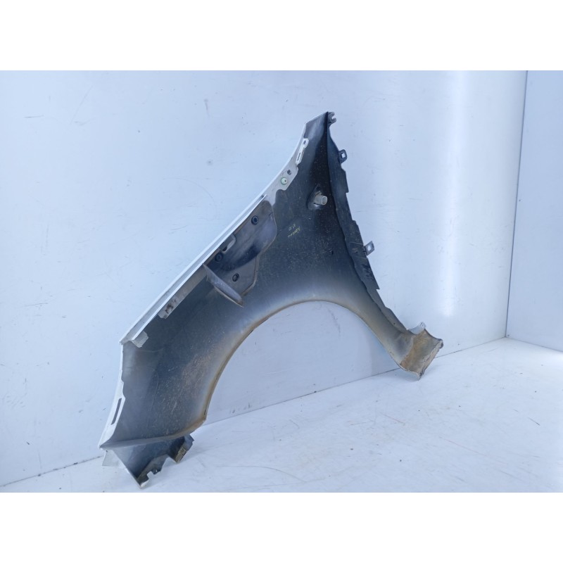 Recambio de aleta delantera derecha para renault kangoo dynamique acción especial referencia OEM IAM   