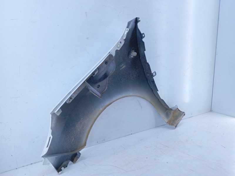 Recambio de aleta delantera derecha para renault kangoo dynamique acción especial referencia OEM IAM   