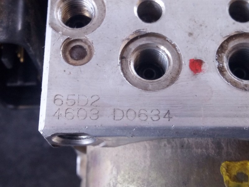 Recambio de abs para suzuki grand vitara 3 puertas sq (gt) 2.0 td dlx referencia OEM IAM 65D24603D0634  