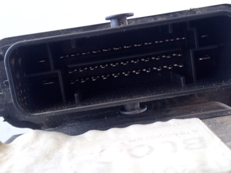 Recambio de abs para renault kangoo expression referencia OEM IAM 476602079R 269790 