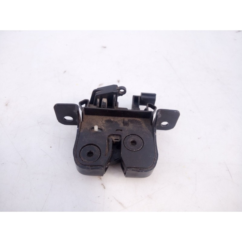 Recambio de cerradura maletero / porton para dacia duster ambience 4x2 referencia OEM IAM   