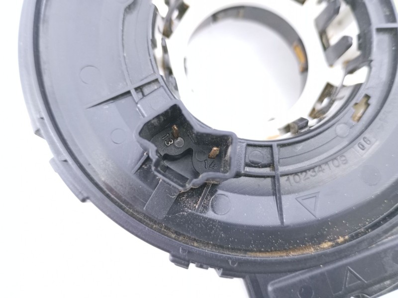 Recambio de anillo airbag para volkswagen touareg r-line 4 motion referencia OEM IAM 760953507F  