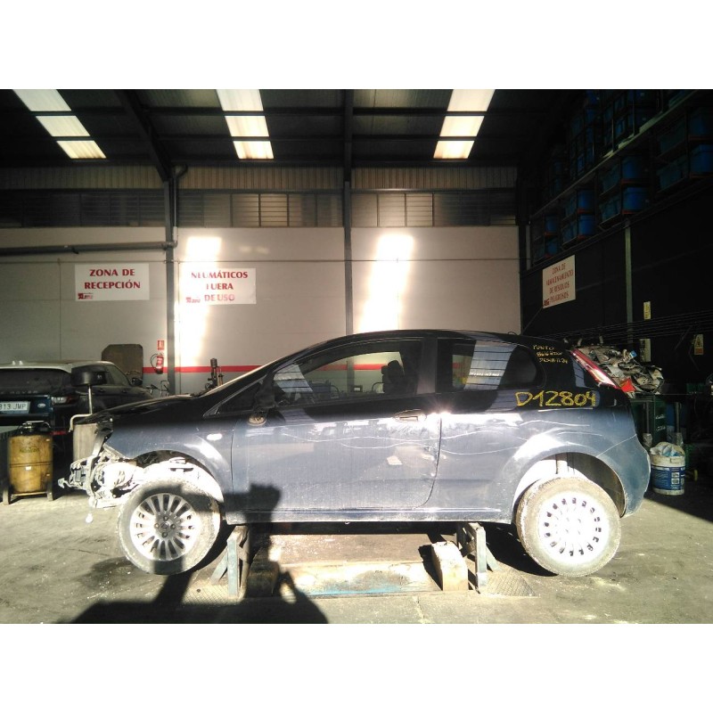 fiat punto berlina (188) del año 2011