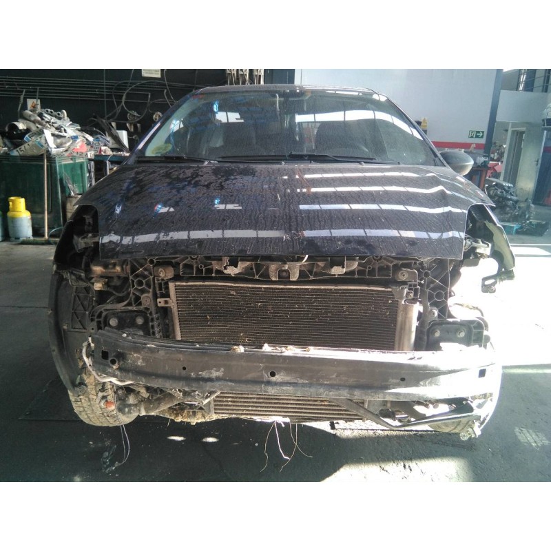 fiat punto berlina (188) del año 2011