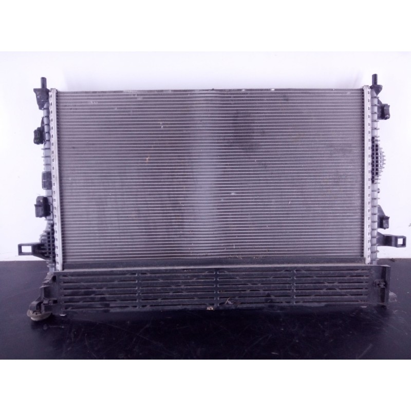 Recambio de radiador agua para ford focus st-line referencia OEM IAM JX618005AD  