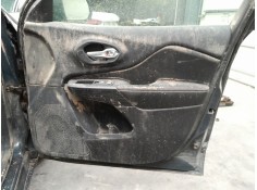 GUARNECIDO PUERTA DELANTERA DERECHA 