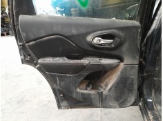 GUARNECIDO PUERTA TRASERA IZQUIERDA 