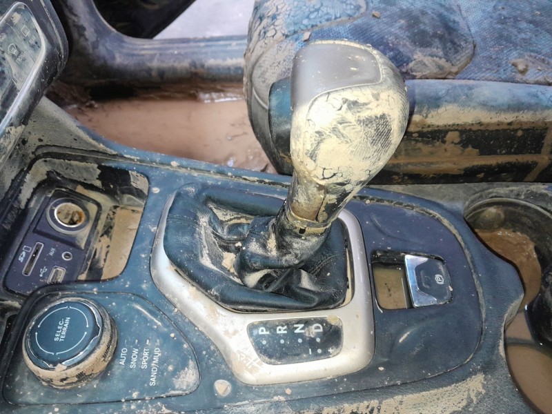 Recambio de palanca cambio para jeep cherokee (kl) 2.2 crd 4x4 referencia OEM IAM   