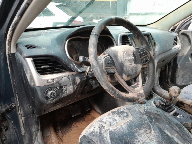 Recambio de salpicadero para jeep cherokee (kl) 2.2 crd 4x4 referencia OEM IAM   