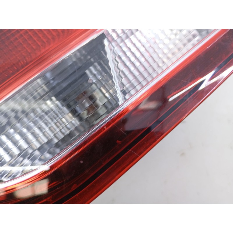 Recambio de piloto trasero derecho porton para seat leon style 1200 tsi referencia OEM IAM 5F0945094J  