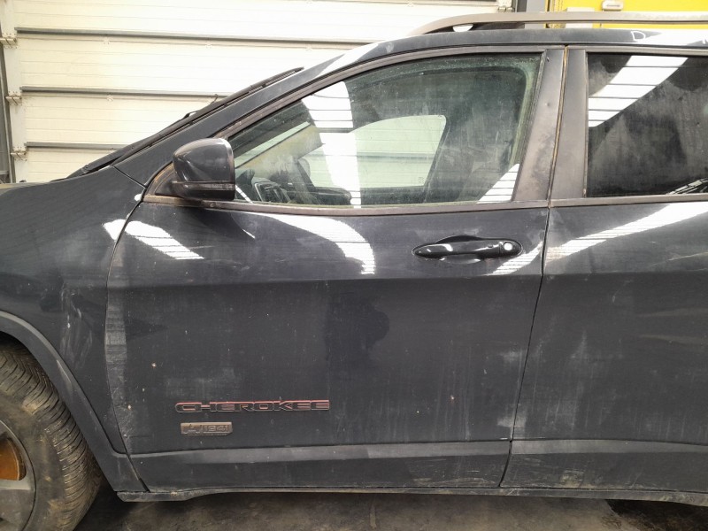 Recambio de puerta delantera izquierda para jeep cherokee (kl) 2.2 crd 4x4 referencia OEM IAM   