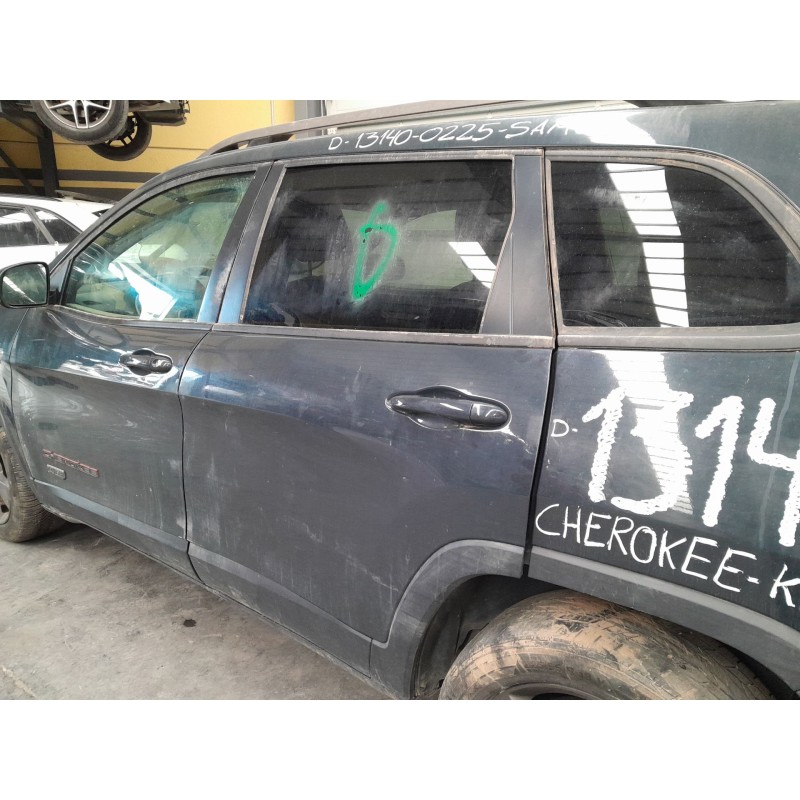 Recambio de puerta trasera izquierda para jeep cherokee (kl) 2.2 crd 4x4 referencia OEM IAM   