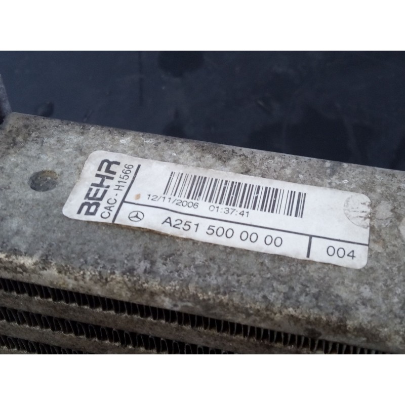 Recambio de intercooler para mercedes-benz clase m (w164) 3.0 cdi cat referencia OEM IAM A2515000000  