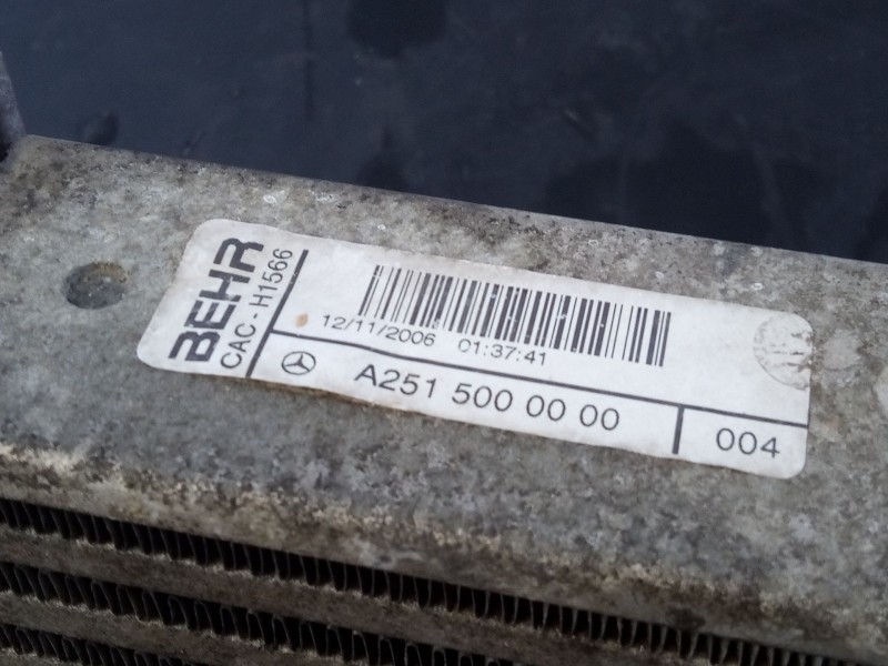 Recambio de intercooler para mercedes-benz clase m (w164) 3.0 cdi cat referencia OEM IAM A2515000000  