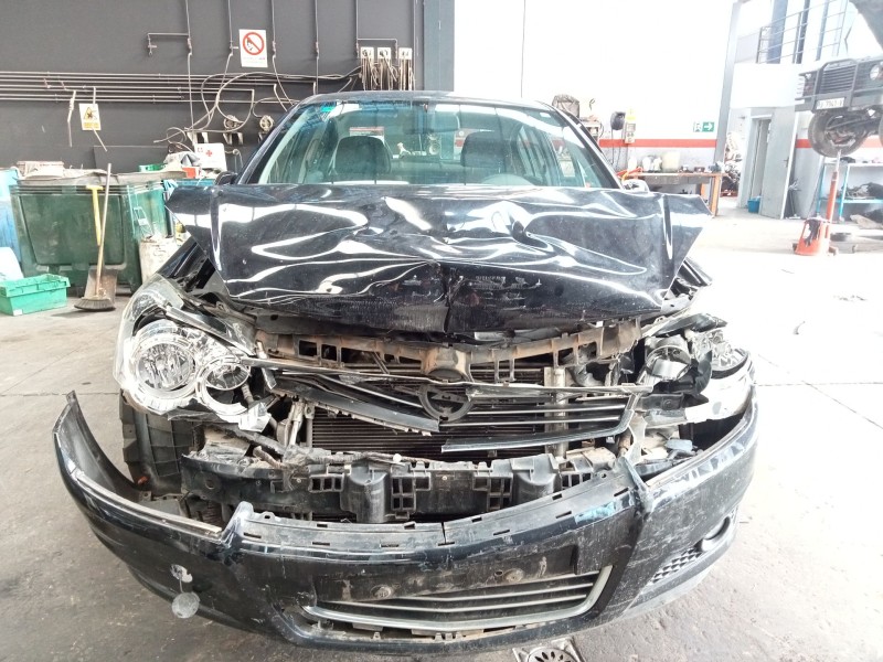 opel astra h (a04) del año 2008