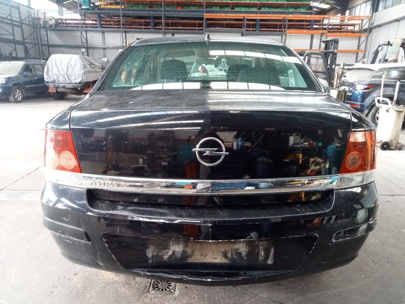 opel astra h (a04) del año 2008