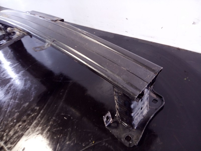 Recambio de refuerzo paragolpes delantero para skoda fabia active referencia OEM IAM   