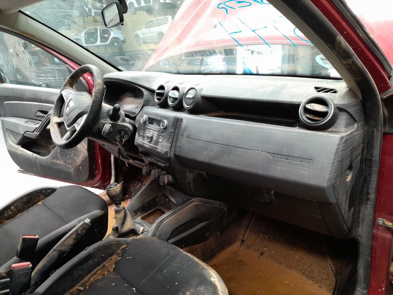 dacia duster (hm_) del año 2017