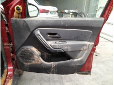 GUARNECIDO PUERTA DELANTERA DERECHA 