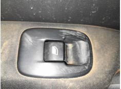 MANDO ELEVALUNAS TRASERO IZQUIERDO 