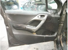 GUARNECIDO PUERTA DELANTERA IZQUIERDA 