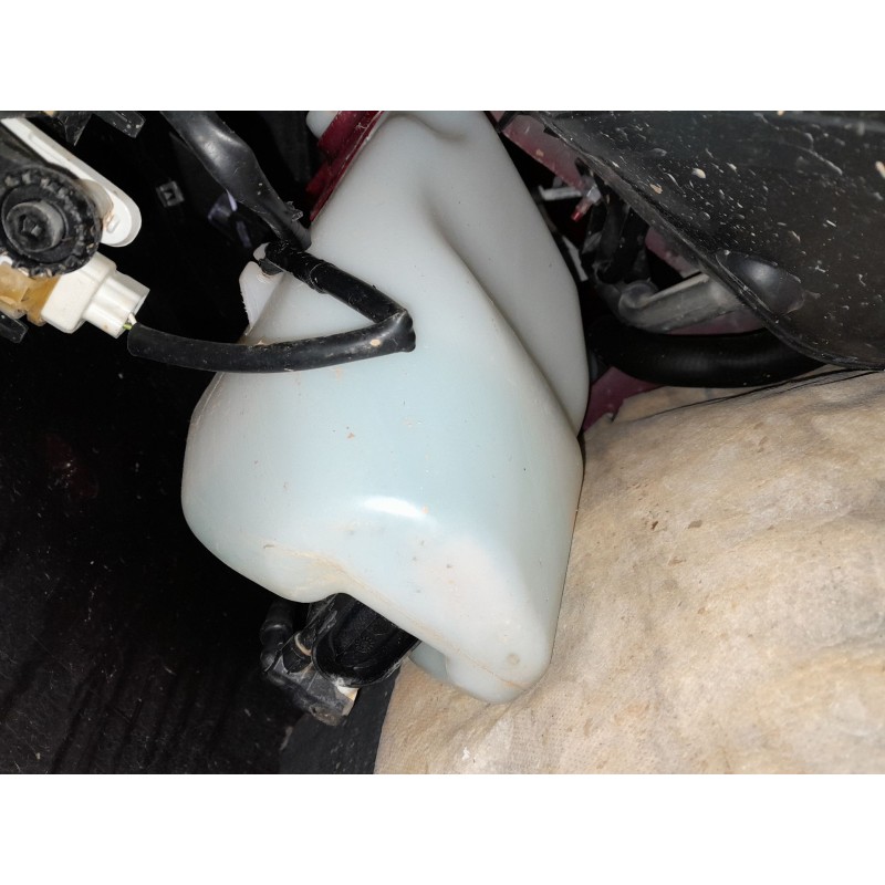 Recambio de deposito limpia para peugeot 2008 i (cu_) 1.2 thp 110 / puretech 110 referencia OEM IAM   