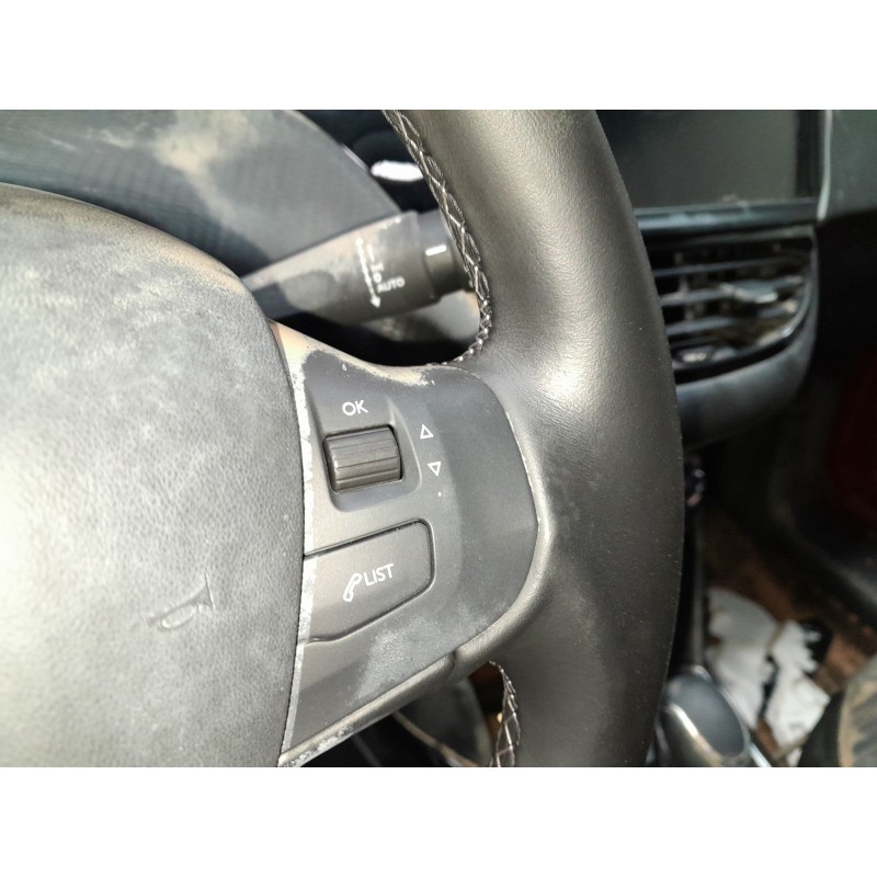 Recambio de volante para peugeot 2008 i (cu_) 1.2 thp 110 / puretech 110 referencia OEM IAM   