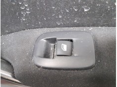 MANDO ELEVALUNAS TRASERO DERECHO 