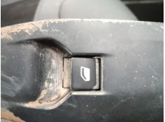 MANDO ELEVALUNAS DELANTERO DERECHO 