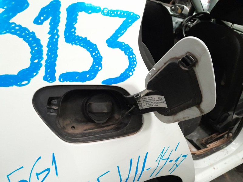 Recambio de tapa exterior combustible para volkswagen golf vii (5g1, bq1, be1, be2) 1.2 tsi referencia OEM IAM   