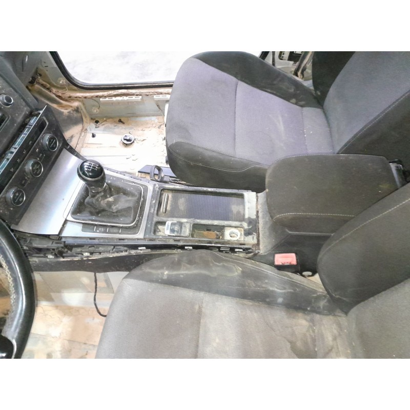 Recambio de consola central para volkswagen golf vii (5g1, bq1, be1, be2) 1.2 tsi referencia OEM IAM   