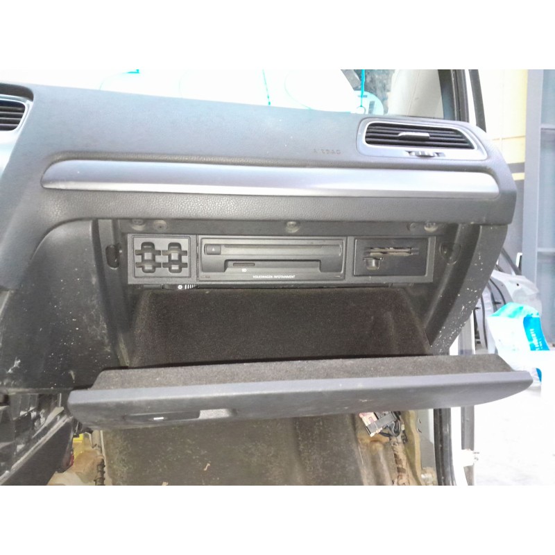 Recambio de guantera para volkswagen golf vii (5g1, bq1, be1, be2) 1.2 tsi referencia OEM IAM   