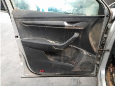 GUARNECIDO PUERTA DELANTERA IZQUIERDA 