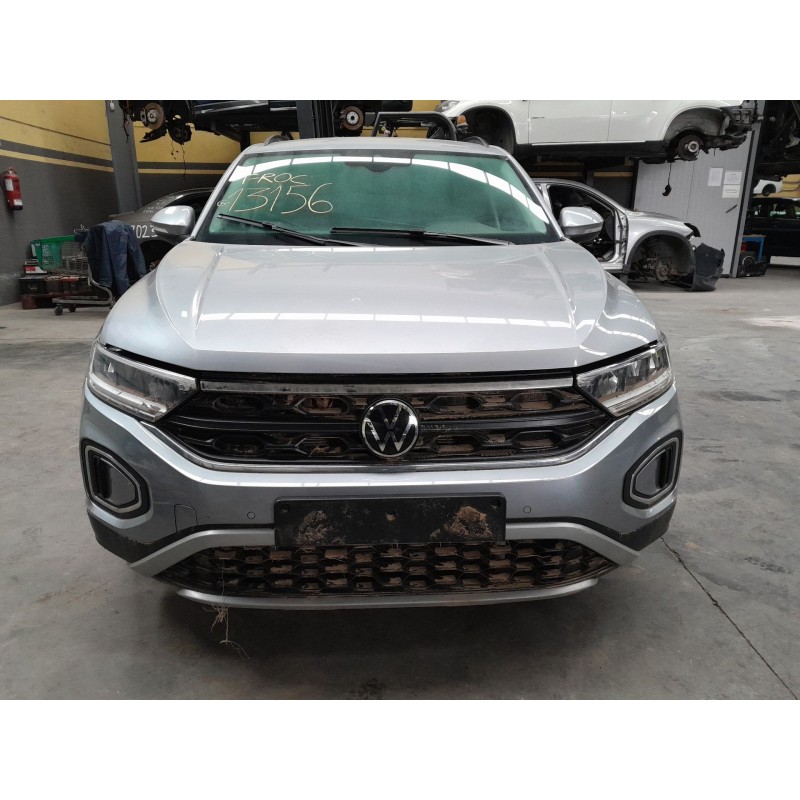 volkswagen t-roc (a11, d11) del año 2023