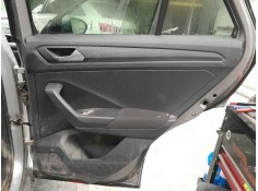 GUARNECIDO PUERTA TRASERA DERECHA 