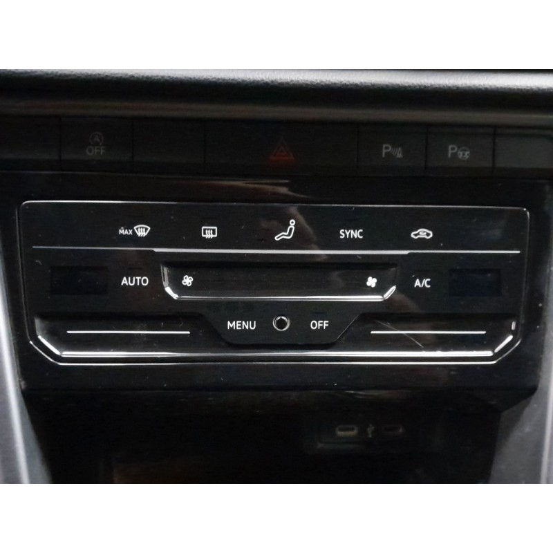 Recambio de mando climatizador para volkswagen t-roc (a11, d11) 1.5 tsi referencia OEM IAM   