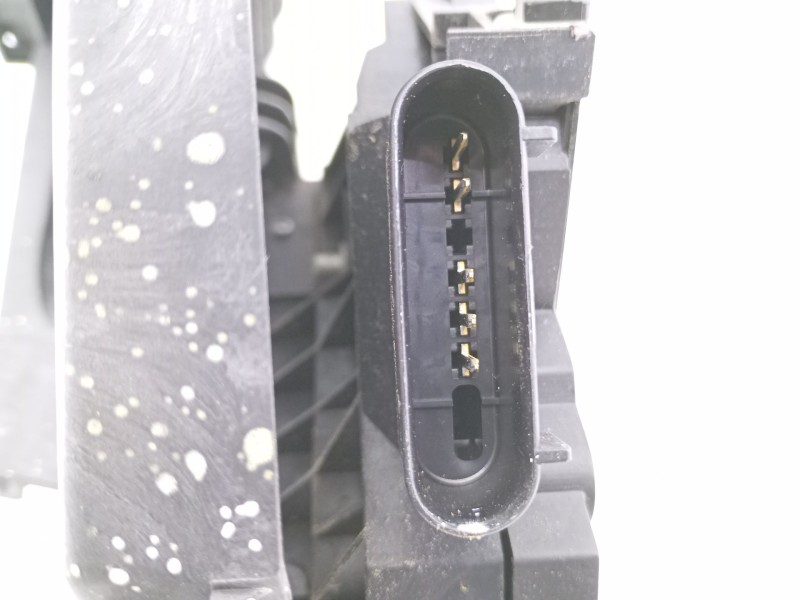 Recambio de cerradura puerta delantera derecha para volvo v60 kombi kinetic referencia OEM IAM   