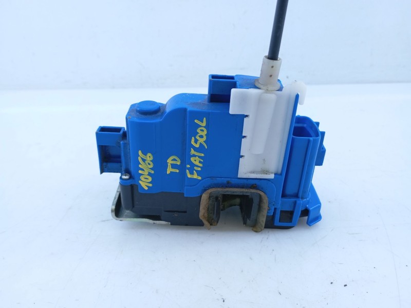 Recambio de cerradura puerta trasera derecha para fiat 500 l living (351) pop star referencia OEM IAM 01551930022  