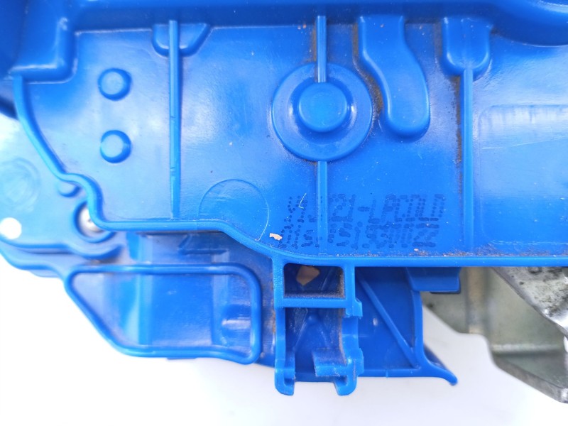 Recambio de cerradura puerta trasera derecha para fiat 500 l living (351) pop star referencia OEM IAM 01551930022  