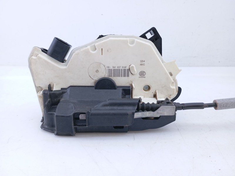 Recambio de cerradura puerta delantera derecha para volkswagen tiguan trend referencia OEM IAM 5N1837016F  