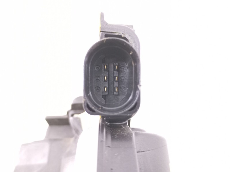 Recambio de cerradura puerta delantera derecha para volkswagen tiguan trend referencia OEM IAM 5N1837016F  