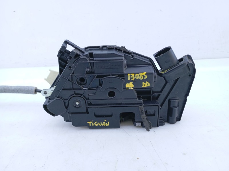 Recambio de cerradura puerta delantera derecha para volkswagen tiguan trend referencia OEM IAM 5N1837016F  