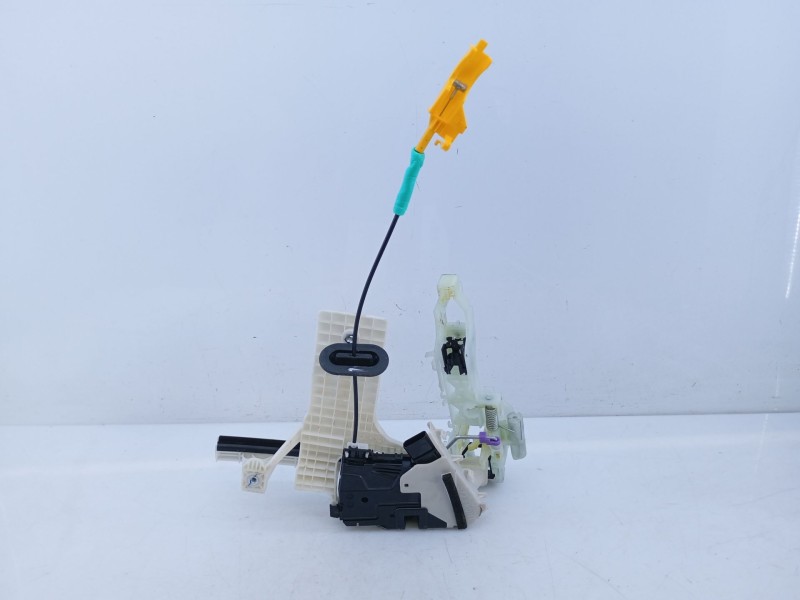 Recambio de cerradura puerta delantera derecha para hyundai kona 2 1.0 tgdi referencia OEM IAM   