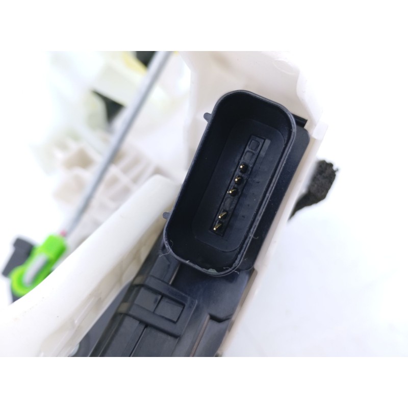 Recambio de cerradura puerta delantera derecha para hyundai kona 2 1.0 tgdi referencia OEM IAM   