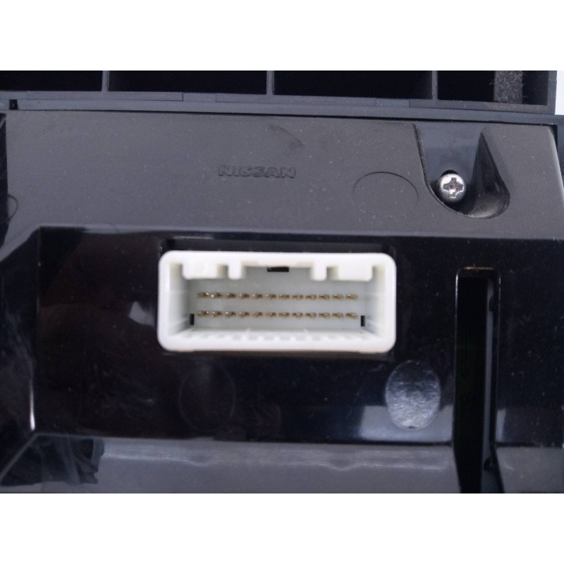 Recambio de sistema navegacion gps para infiniti q50 premiun referencia OEM IAM 253916HA4B 283952V73A E3-B4-36-3