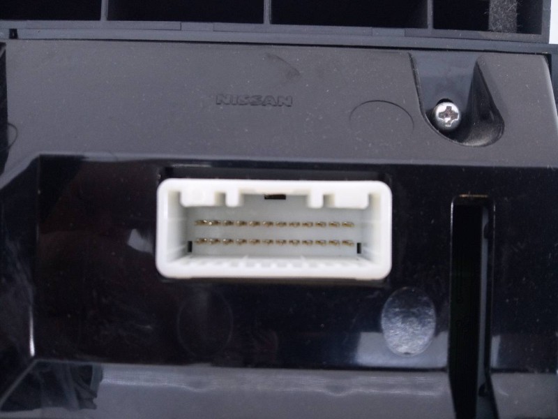 Recambio de sistema navegacion gps para infiniti q50 premiun referencia OEM IAM 253916HA4B 283952V73A E3-B4-36-3