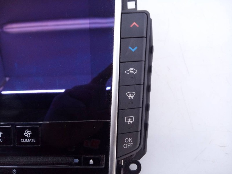 Recambio de sistema navegacion gps para infiniti q50 premiun referencia OEM IAM 253916HA4B 283952V73A E3-B4-36-3