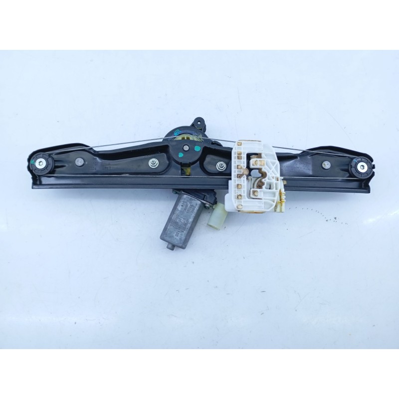 Recambio de elevalunas trasero derecho para bmw serie 1 lim. (f20) 118d referencia OEM IAM 7242556  